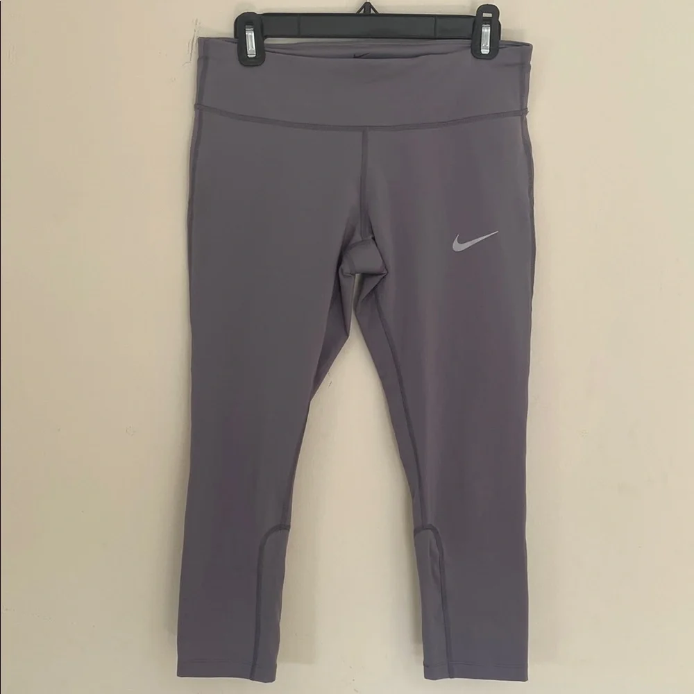 Nike Running gray cropped running tights leggings w/ 2 waistband pockets Sz M